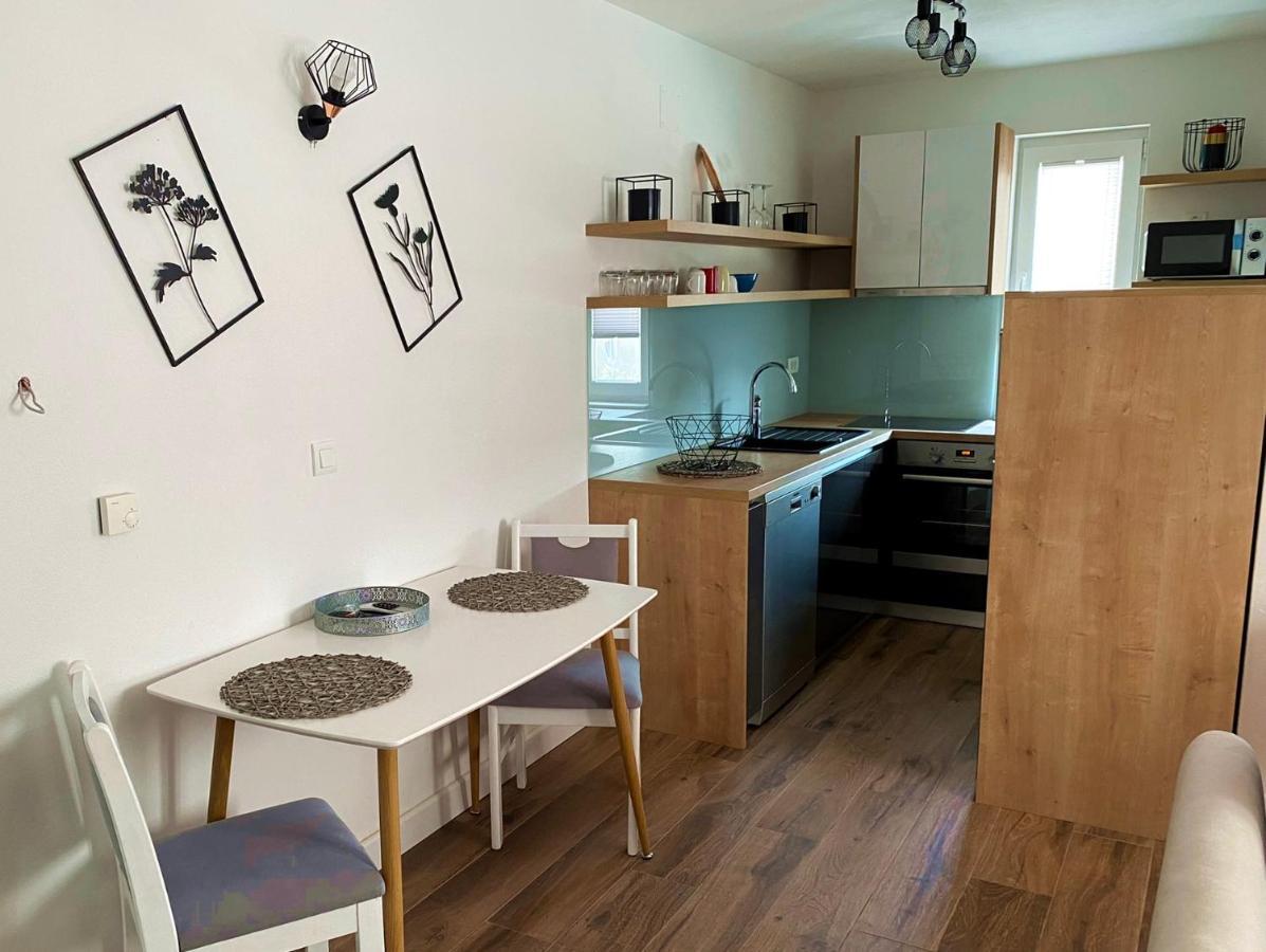 Apartments Junior Zadar Extérieur photo